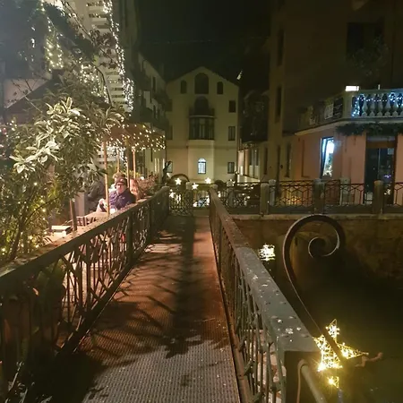 Romantico Arteeacqua In Centro Lejlighed *