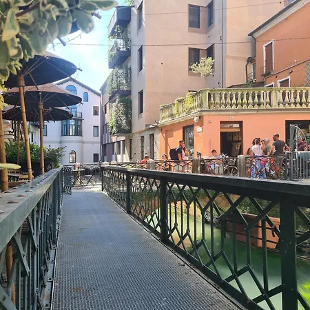 Romantico Arteeacqua In Centro * تريفيزو